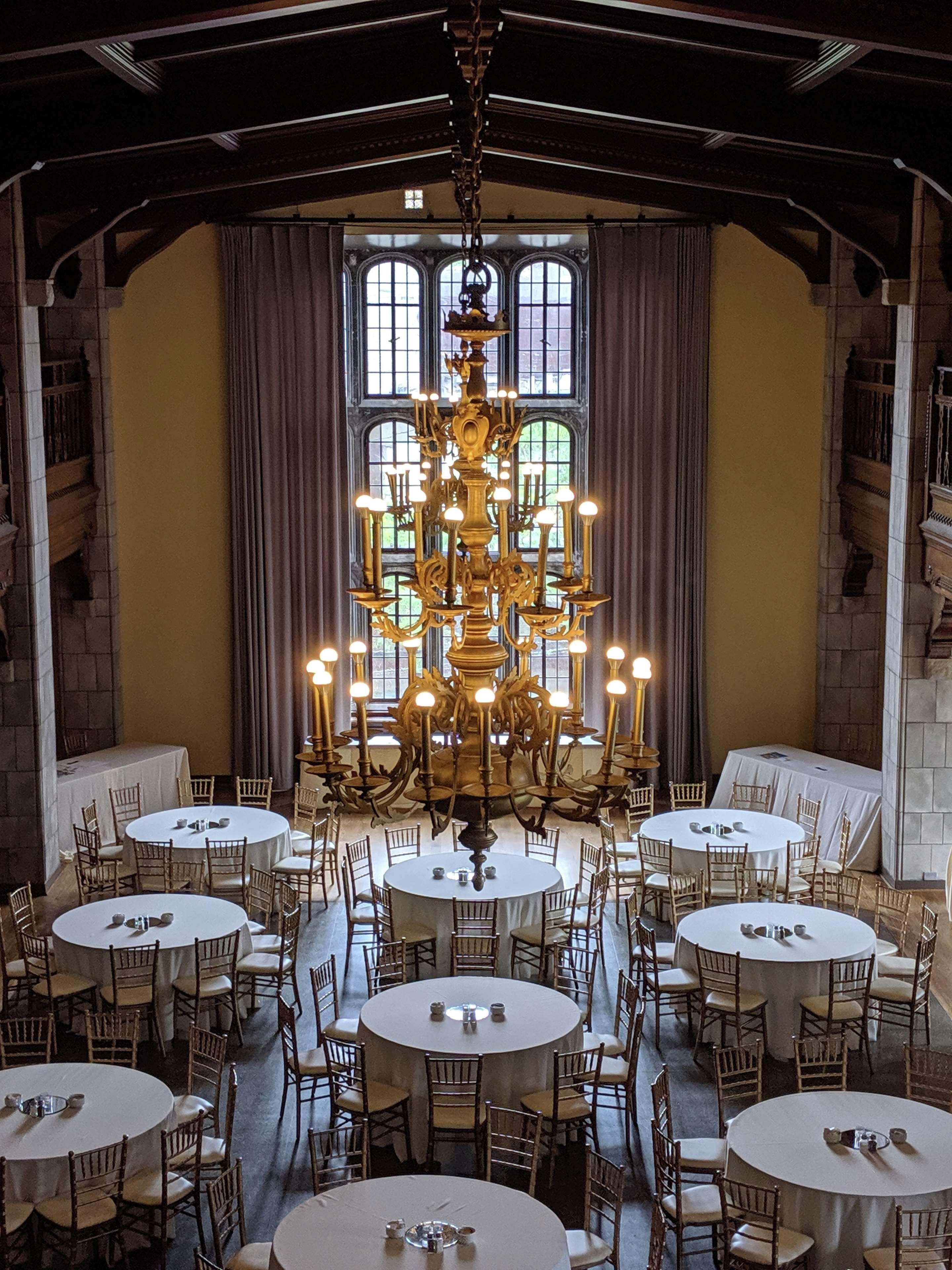 The Tudor Arms Hotel Cleveland - A Doubletree By Hilton Esterno foto
