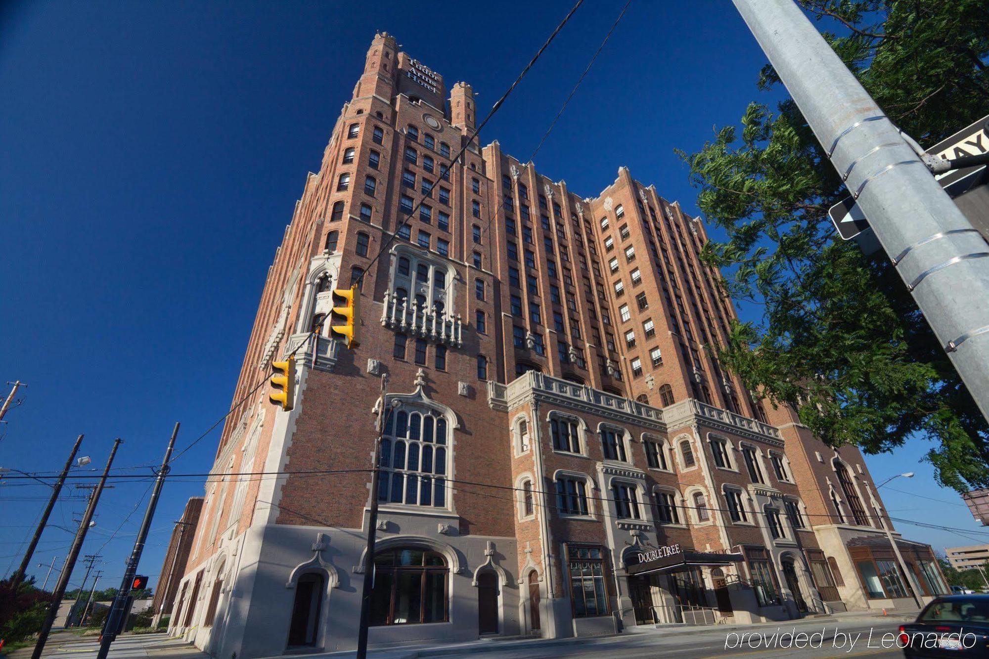 The Tudor Arms Hotel Cleveland - A Doubletree By Hilton Esterno foto