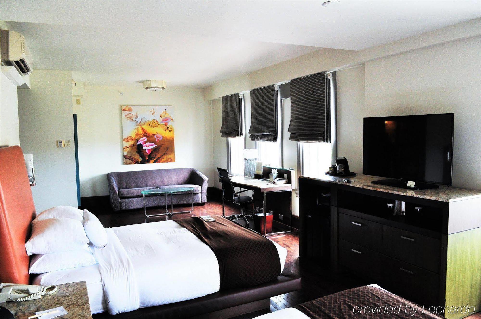 The Tudor Arms Hotel Cleveland - A Doubletree By Hilton Esterno foto
