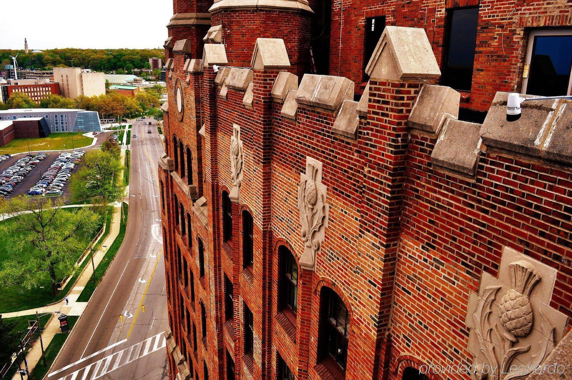 The Tudor Arms Hotel Cleveland - A Doubletree By Hilton Esterno foto